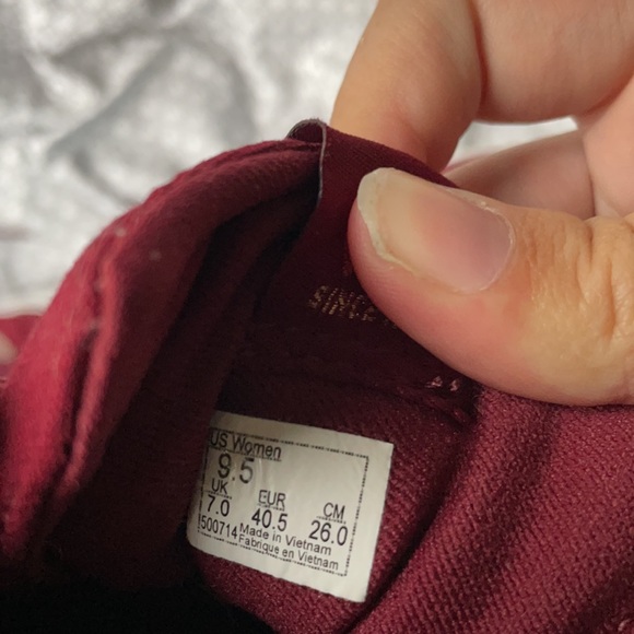 Maroon Vans - Picture 4 of 4